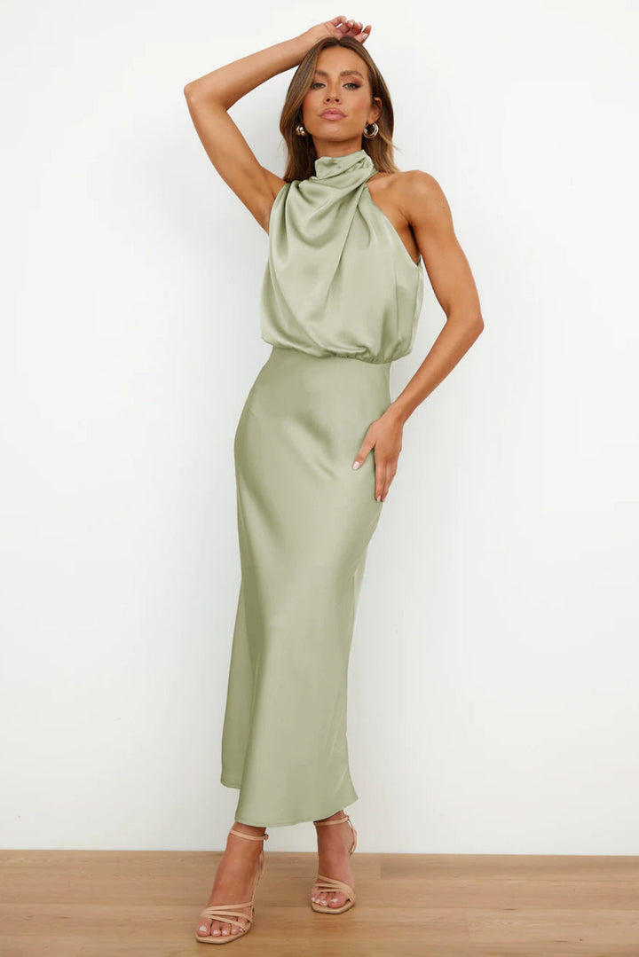 Kangana - Suknia Maxi z Dekoltem w Kształcie Litery Halter