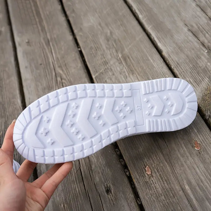 Isavella – Letnie Buty Na Co Dzień z Kwiatowym Wzorem