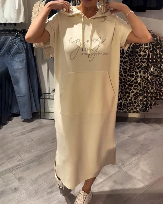 Nadia – Elegancka Sukienka z Kapturem