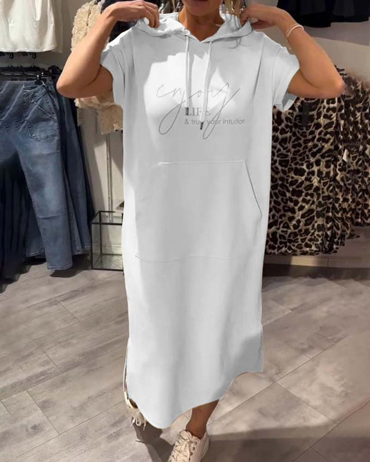 Nadia – Elegancka Sukienka z Kapturem