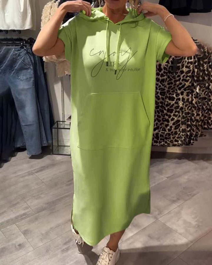 Nadia – Elegancka Sukienka z Kapturem