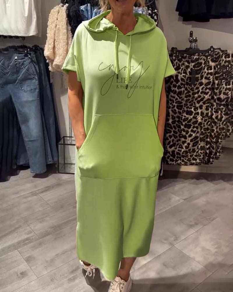Nadia – Elegancka Sukienka z Kapturem