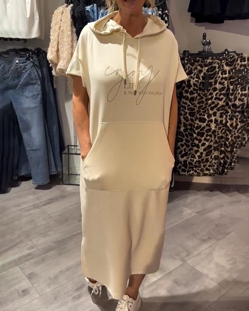 Nadia – Elegancka Sukienka z Kapturem