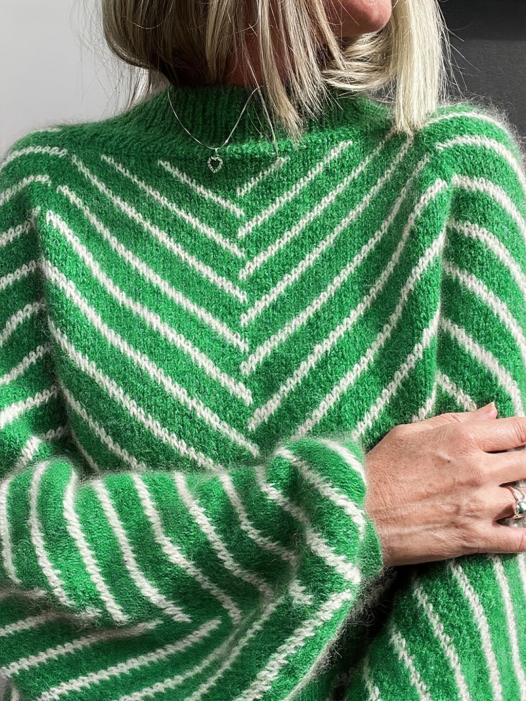 Klarysa – Sweter z Długim Rękawem z Dzianiny o Swobodnym Kroju