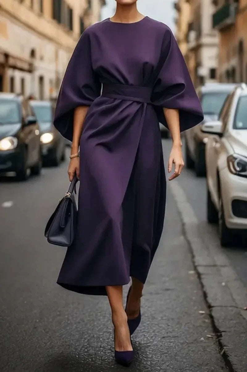 Rita – Elegancka Sukienka z Rękawkami i Paskiem
