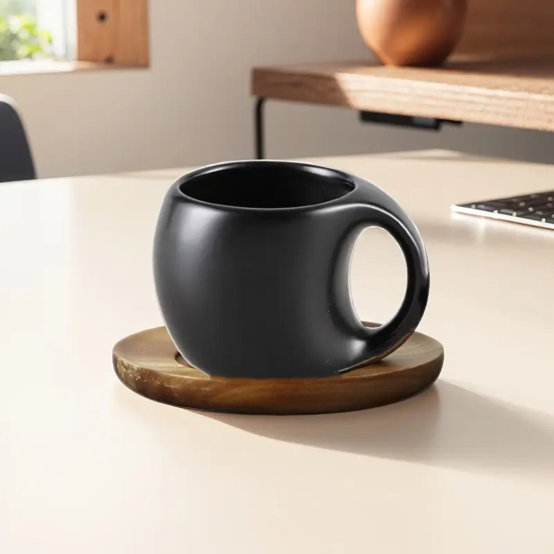 ClayHaven – Ceramiczny Kubek Do Kawy z Drewnianym Spodkiem