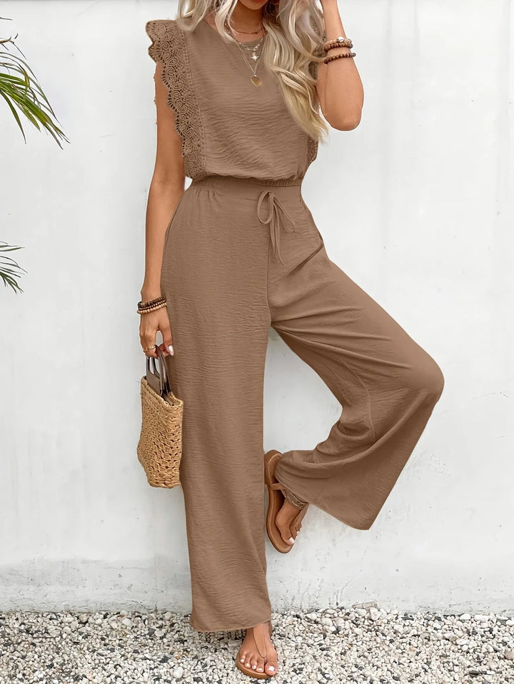 Ziva – Elegancka Bluzka z Koronką i Spodnie z Szerokimi Nogawkami