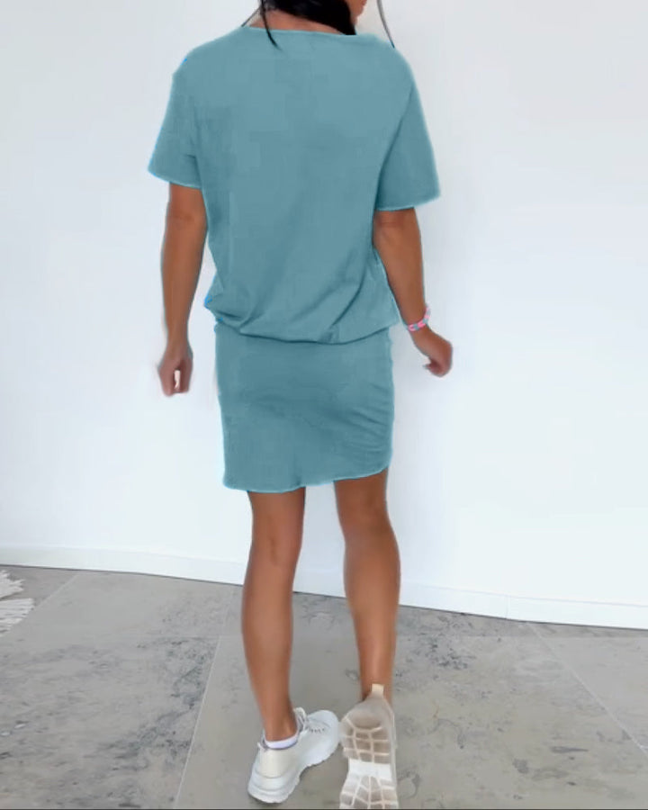 Ulrika - Mini Sukienka z Krótkim Rękawem