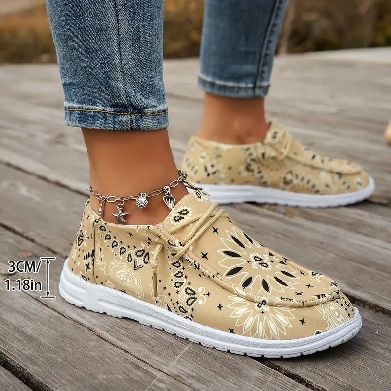 Isavella – Letnie Buty Na Co Dzień z Kwiatowym Wzorem