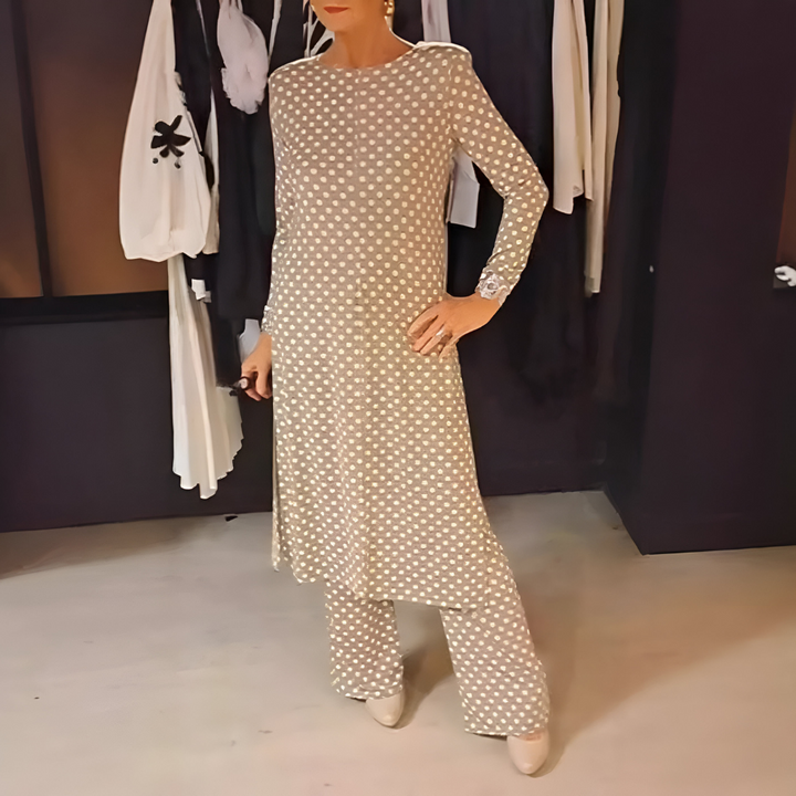 Maryse - Dwuczęściowy Zestaw w Wesołe Kropki