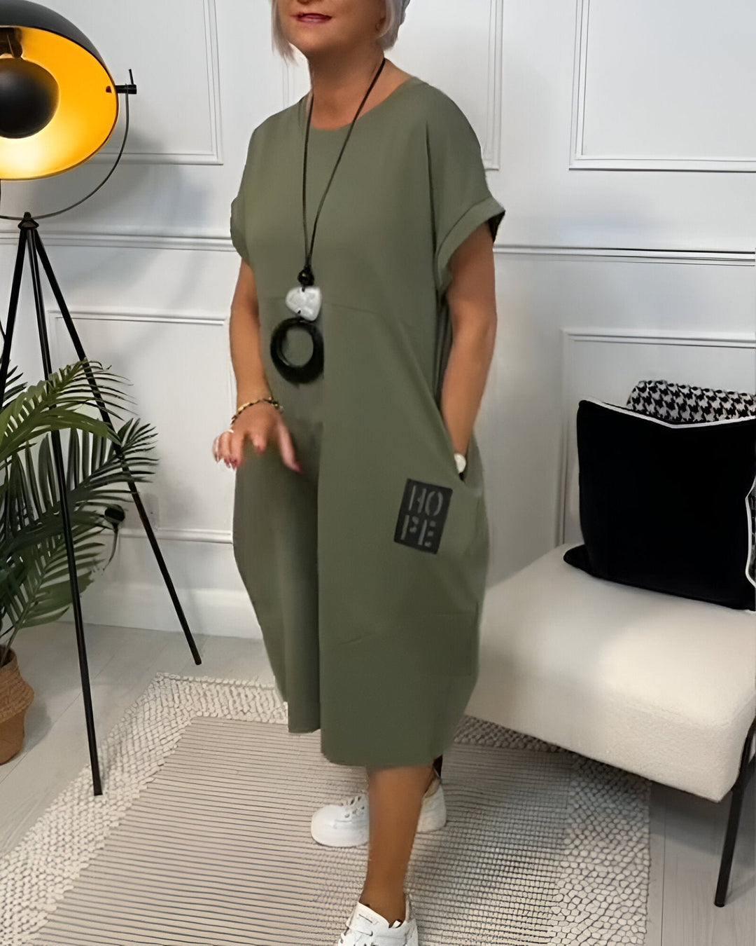Jocelyn – Swobodna Sukienka z Kieszeniami