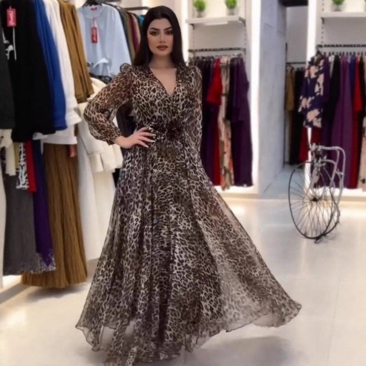 Nalera - Elegancka Sukienka Mxi w Panterkę