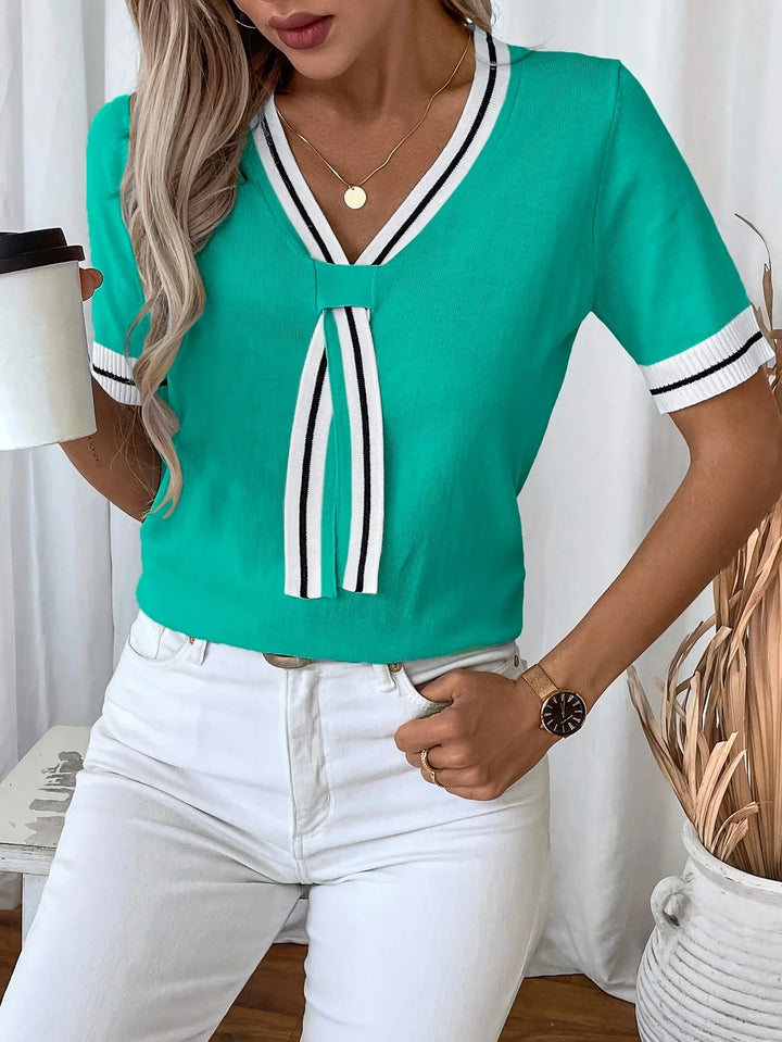 Brunella – Elegancki Sweter z Dekoltem W Serek