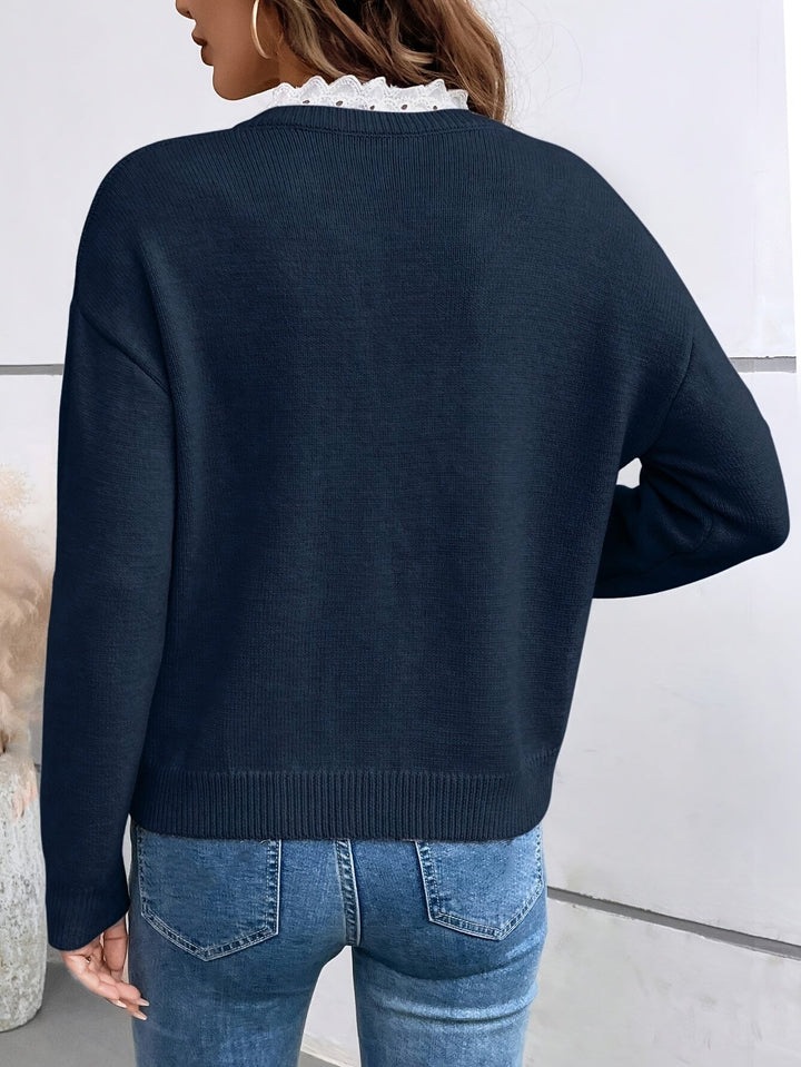 Nawarat – Sweter z Dzianiny z Koronką