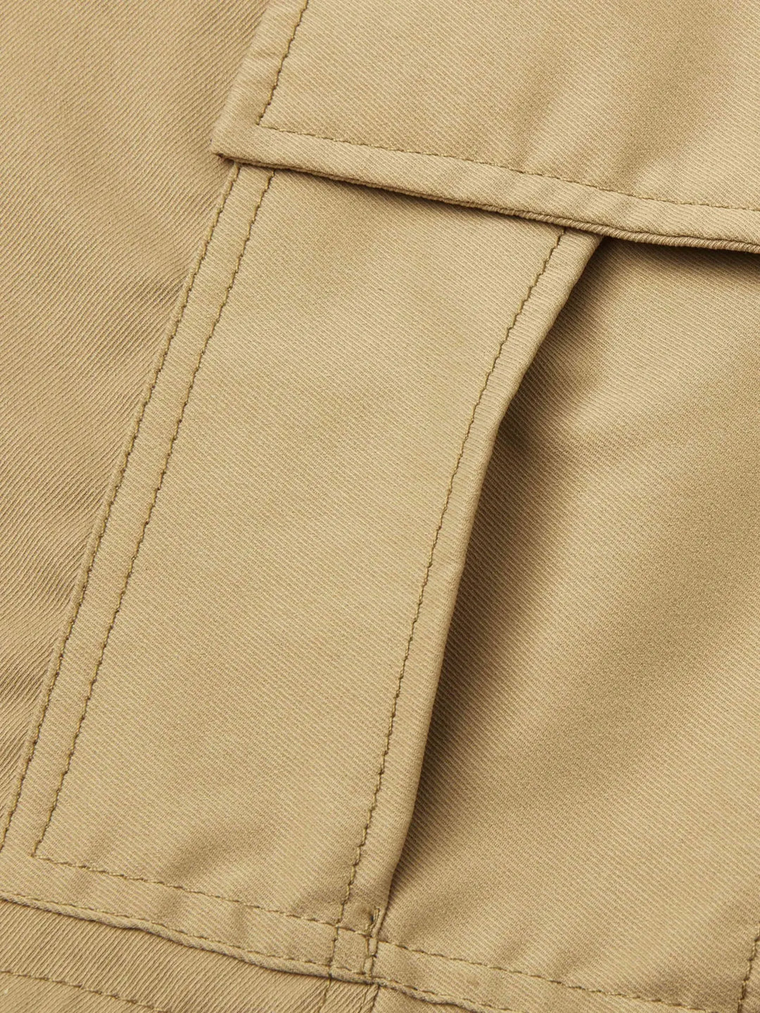 Lewand - Eleganckie Luźne Szorty Cargo z Kieszeniami Bocznymi