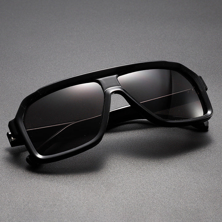 NeoShade – Okulary Przeciwsłoneczne w Stylu Retro
