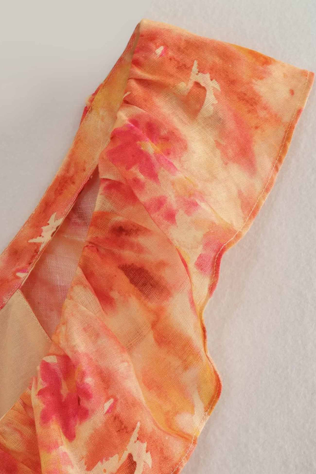Braelynn – Elegancka Sukienka Bez Rękawów z Falbanami
