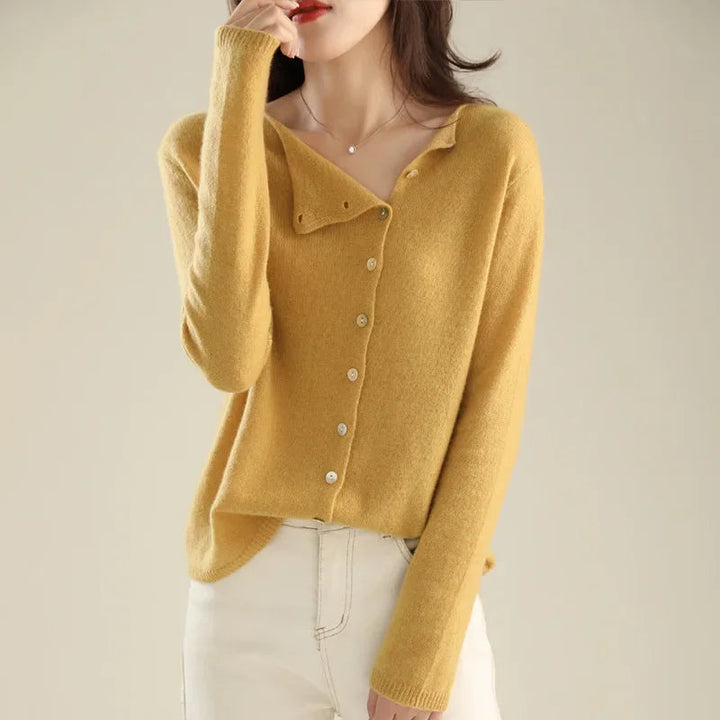 Huerta – Elegancki Sweter z Dzianiny z Guzikami