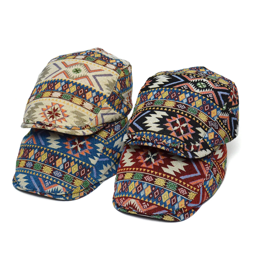 TribalMuse - Kolorowy Beret z Geometrycznym Wzorem