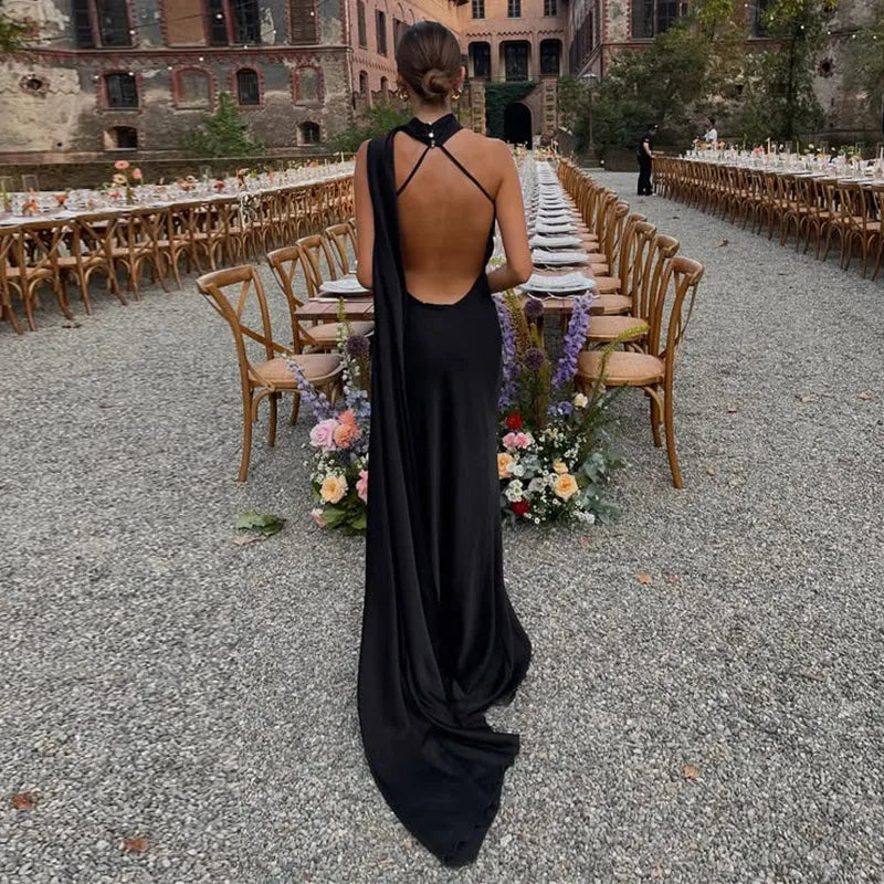 Lucila - Suknia Maxi z Dekoltem Halter