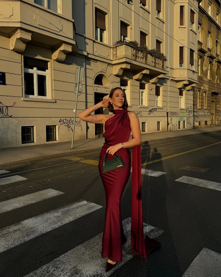 Lucila - Suknia Maxi z Dekoltem Halter