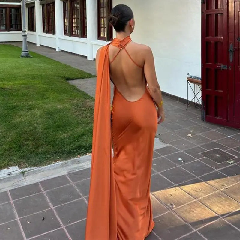 Lucila - Suknia Maxi z Dekoltem Halter