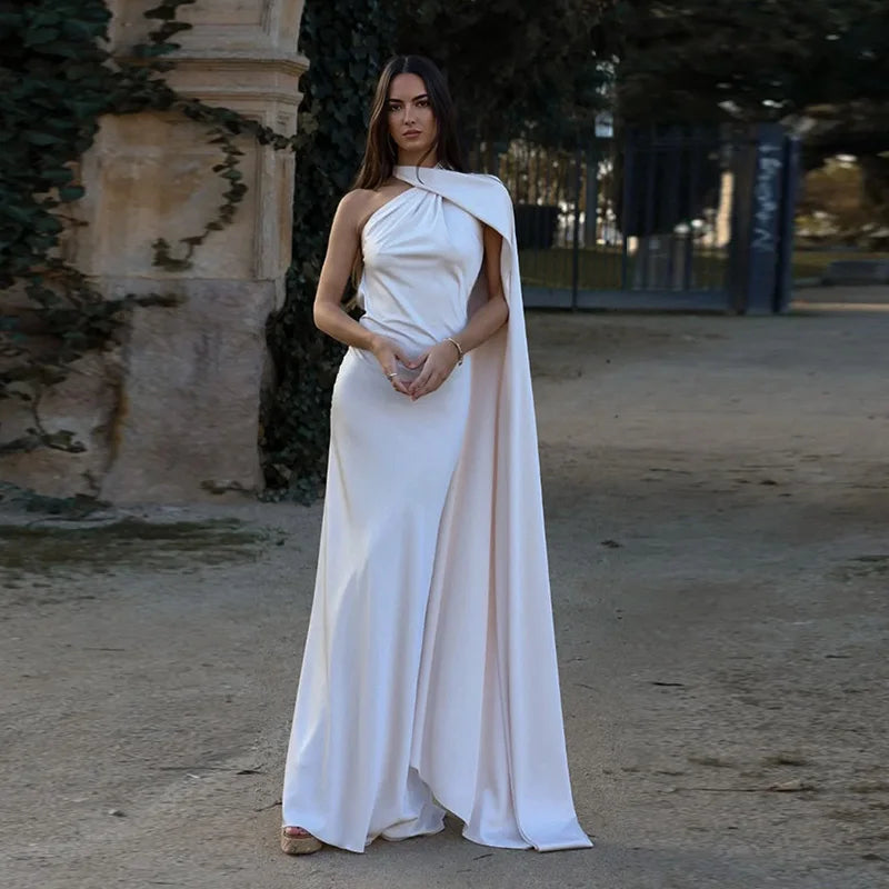 Lucila - Suknia Maxi z Dekoltem Halter