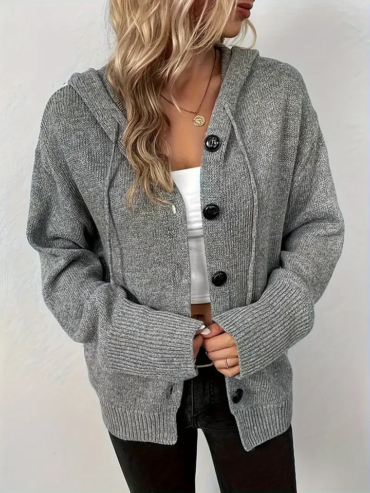 Suthida – Elegancki Sweter z Długim Rękawem Kapturem i Guzikami