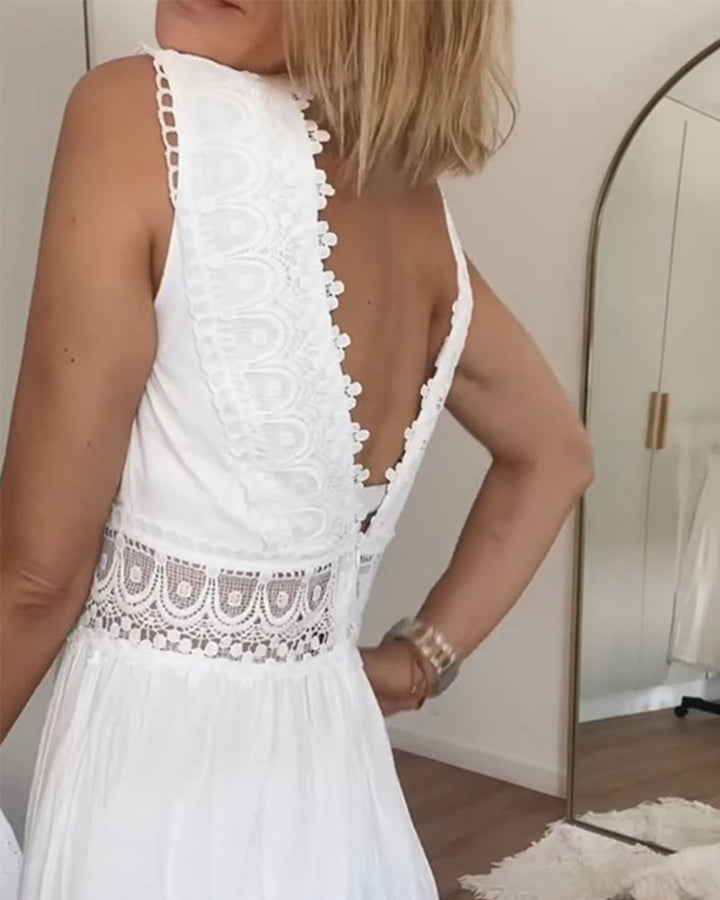 Papakosta – Elegancka Sukienka Bez Rękawów z Koronką
