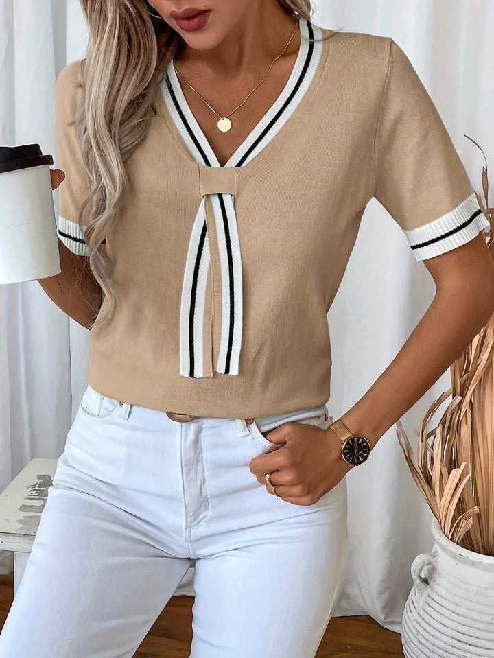 Brunella – Elegancki Sweter z Dekoltem W Serek