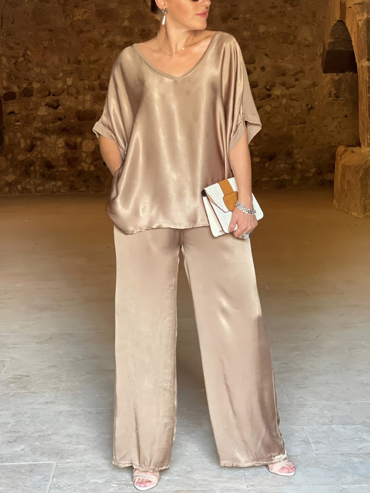 Ashlee - Elegancki Dwuczęściowy Zestaw Z Krótkim Rękawem