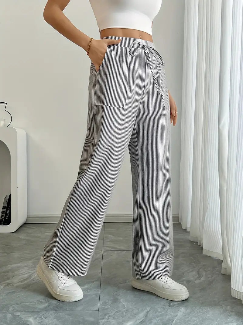 Alina – Eleganckie Spodnie w Paski z Kieszeniami