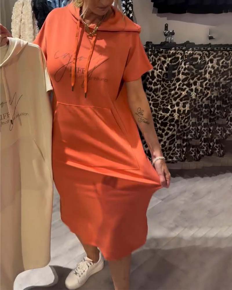 Nadia – Elegancka Sukienka z Kapturem