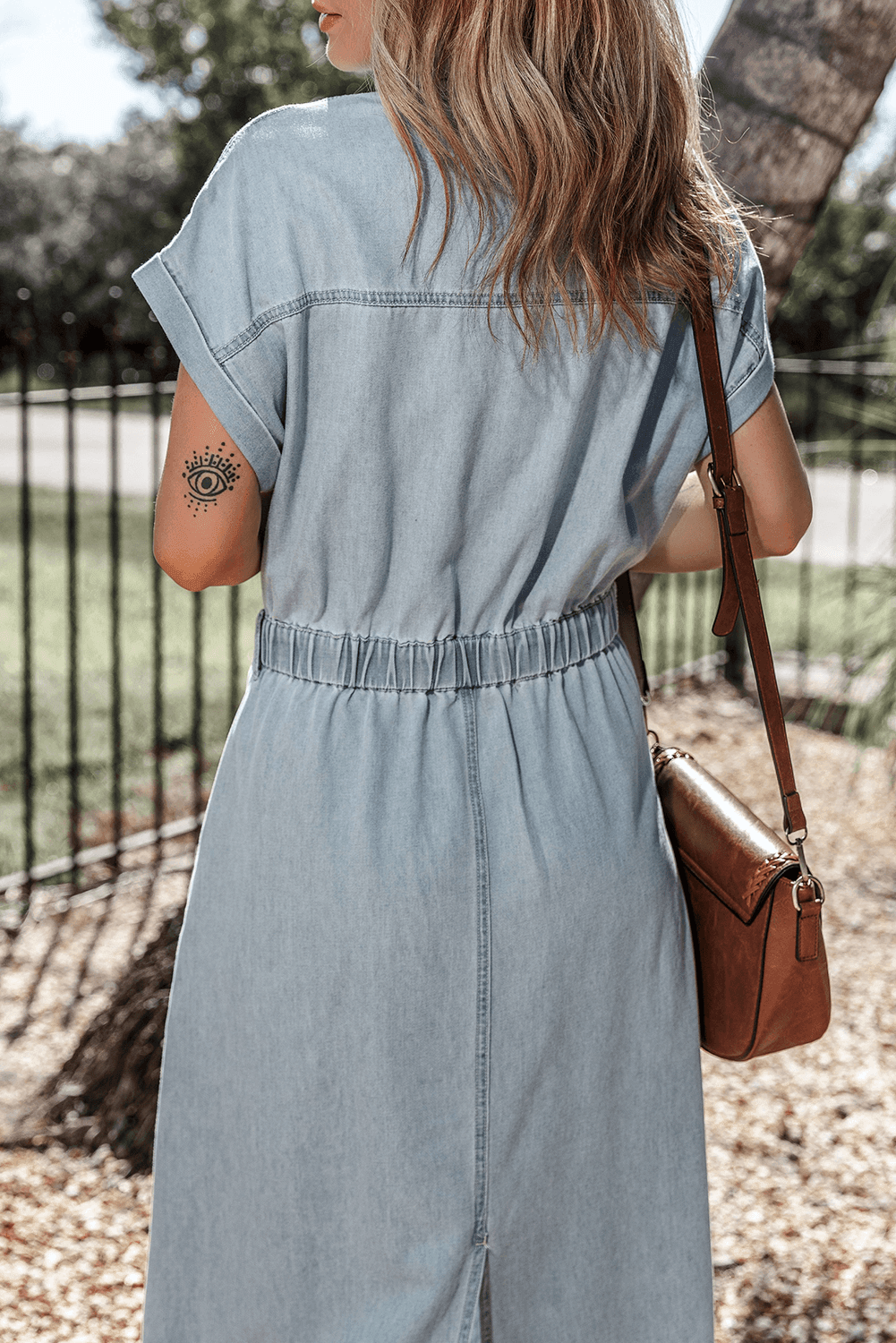 Brygida – Elegancka Sukienka Jeansowa