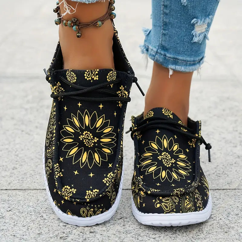 Isavella – Letnie Buty Na Co Dzień z Kwiatowym Wzorem