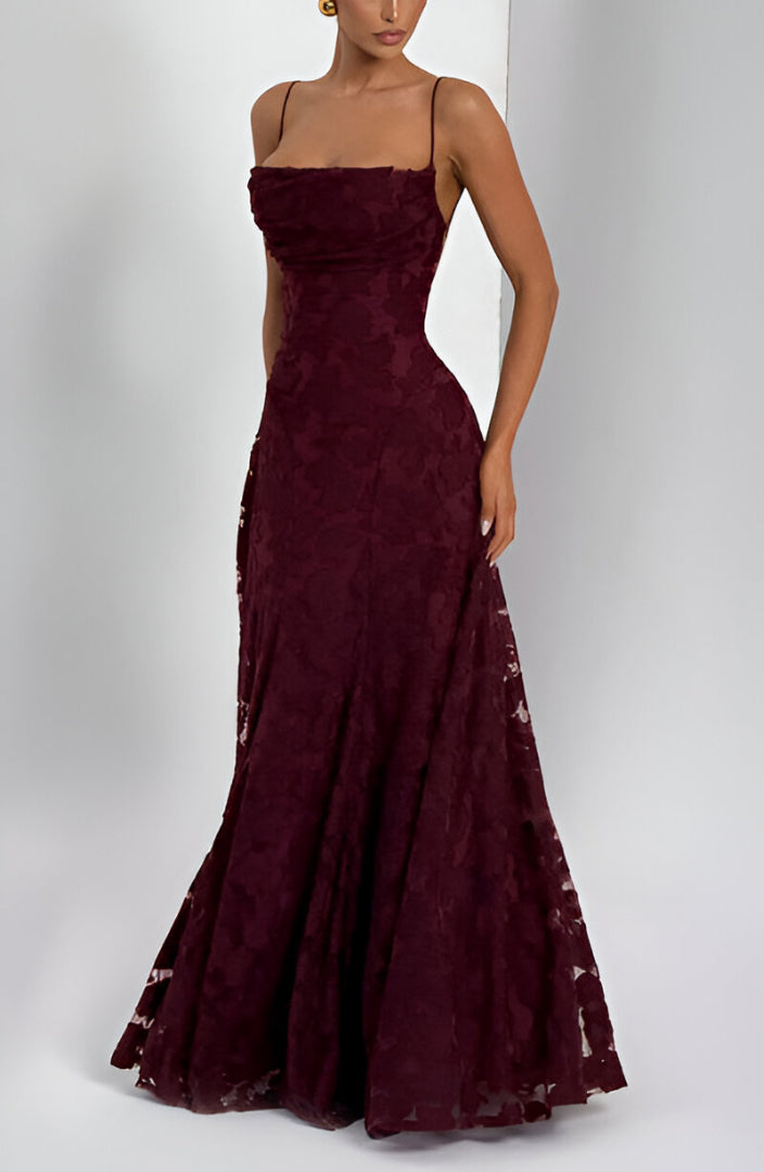 Alona – Elegancka Suknia Maxi z Koronką