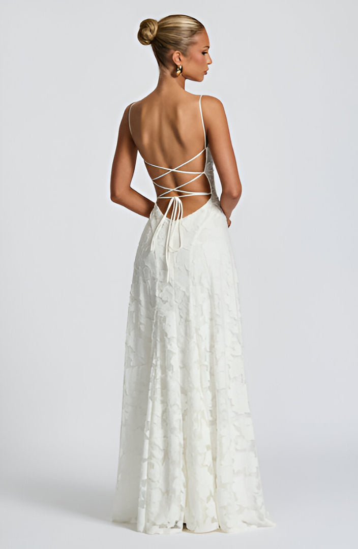 Alona – Elegancka Suknia Maxi z Koronką