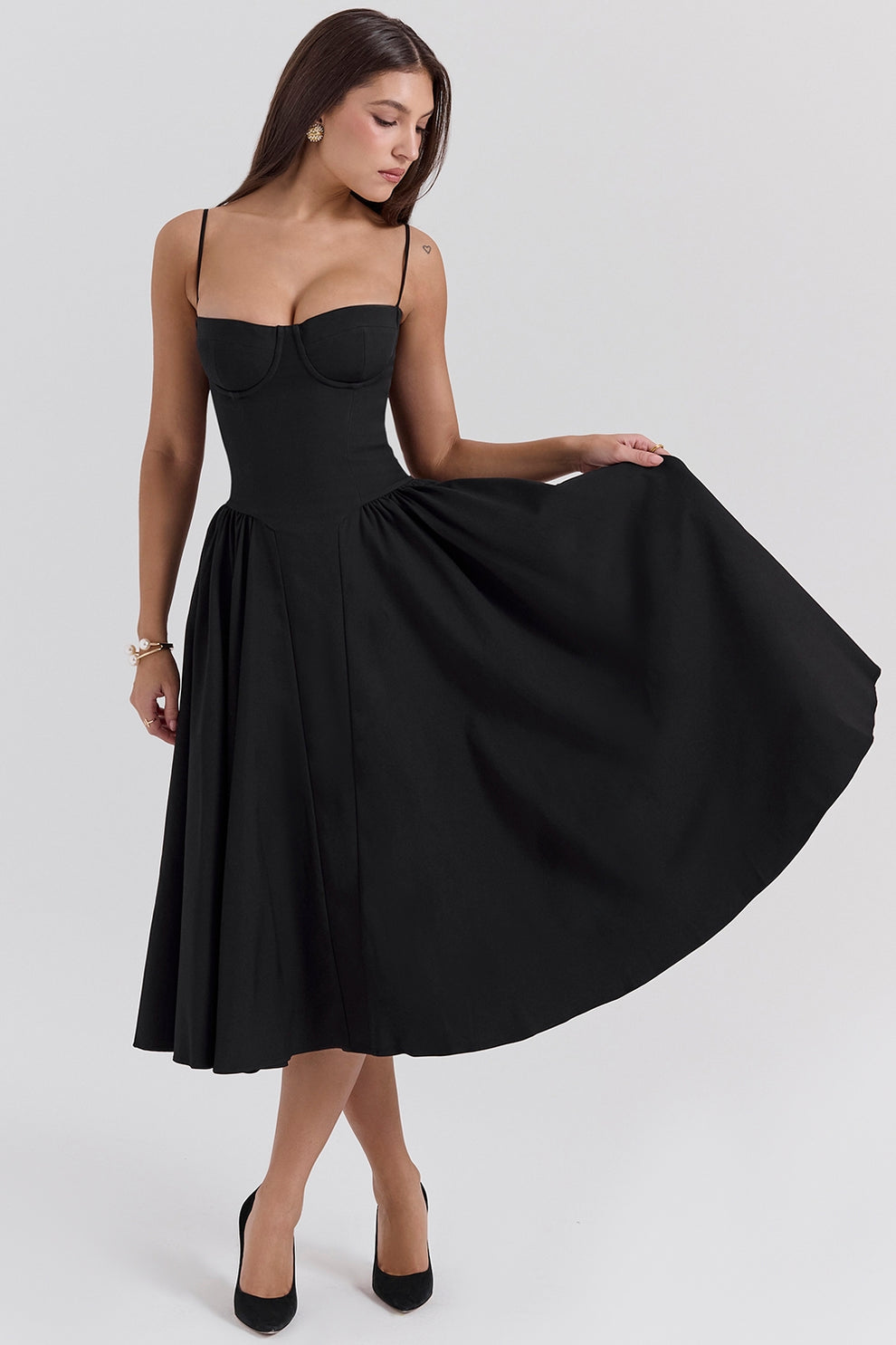 Maissa – Elegancka Sukienka Midi bez Rękawów