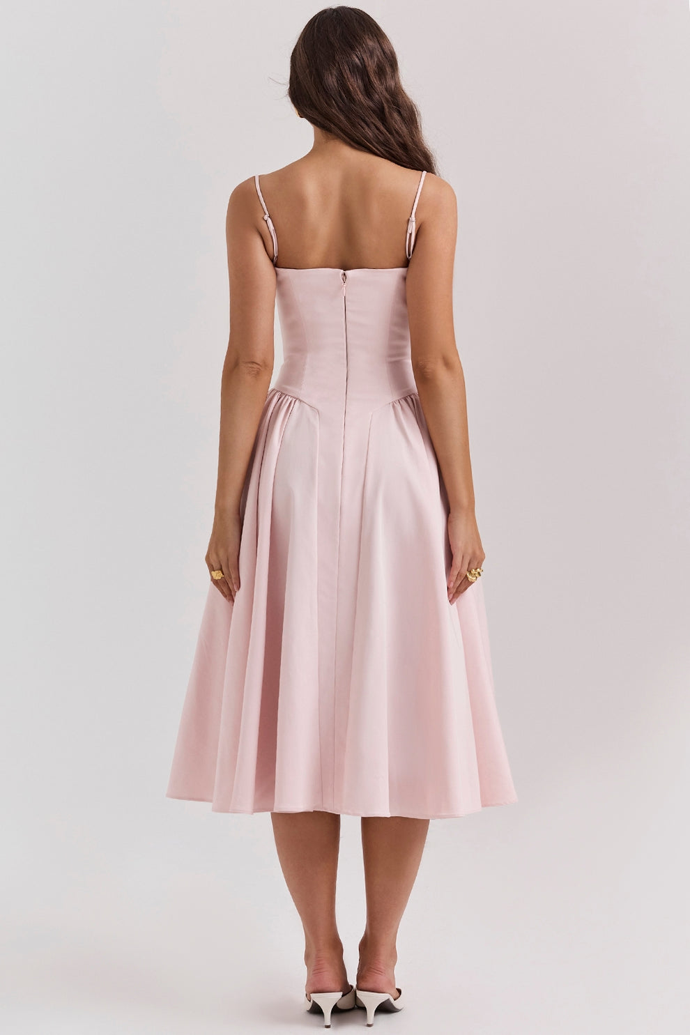 Maissa – Elegancka Sukienka Midi bez Rękawów