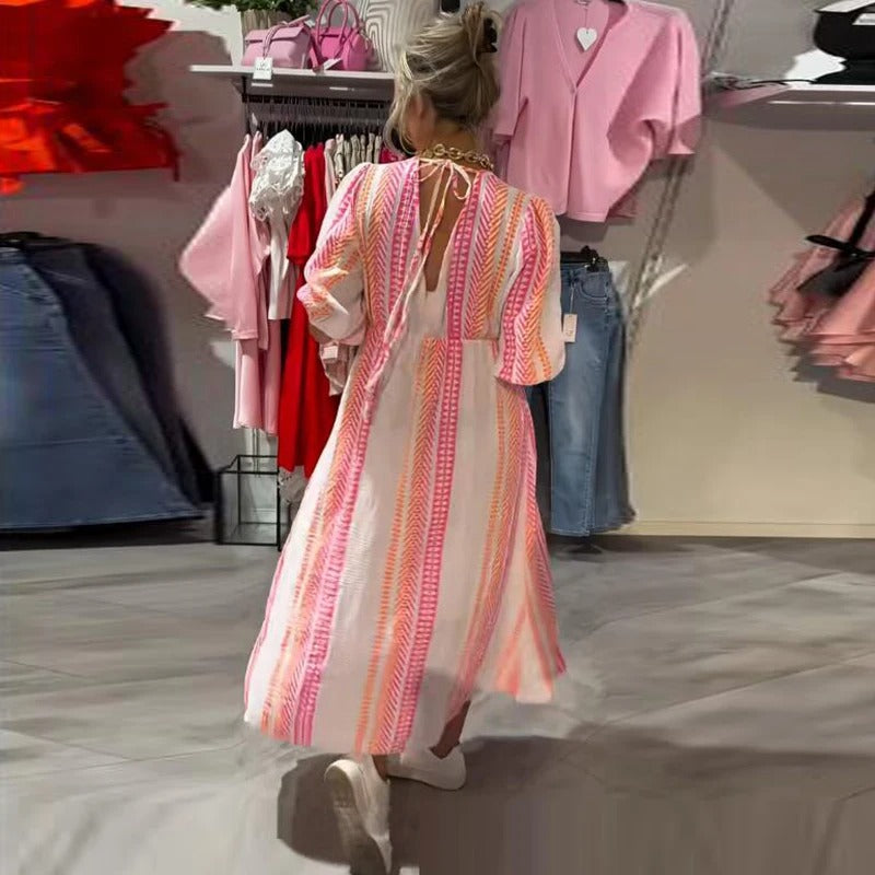 Annie - Letnia Sukienka z lnu z Dekoltem w Serek