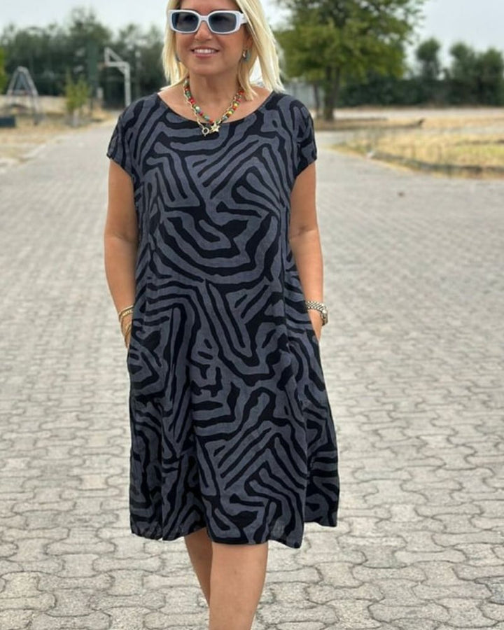 Dorothee – Miękka Bawełniana Sukienka z Kieszeniami Po Bokach