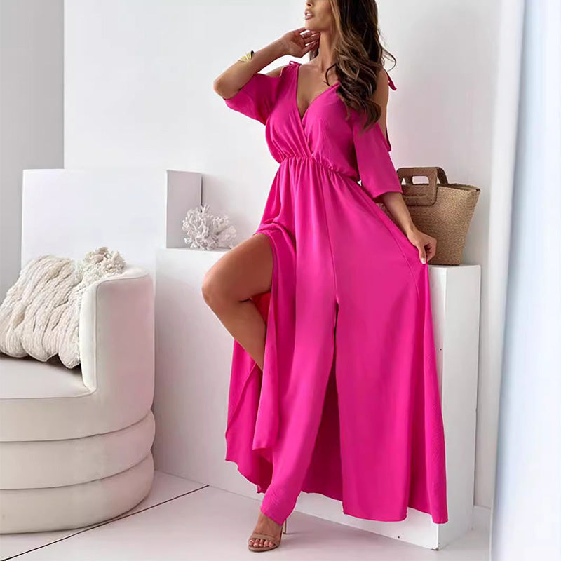 Dellaa – Elegancka Sukienka z Dekoltem w Szpic i Rozcięciem z Boku