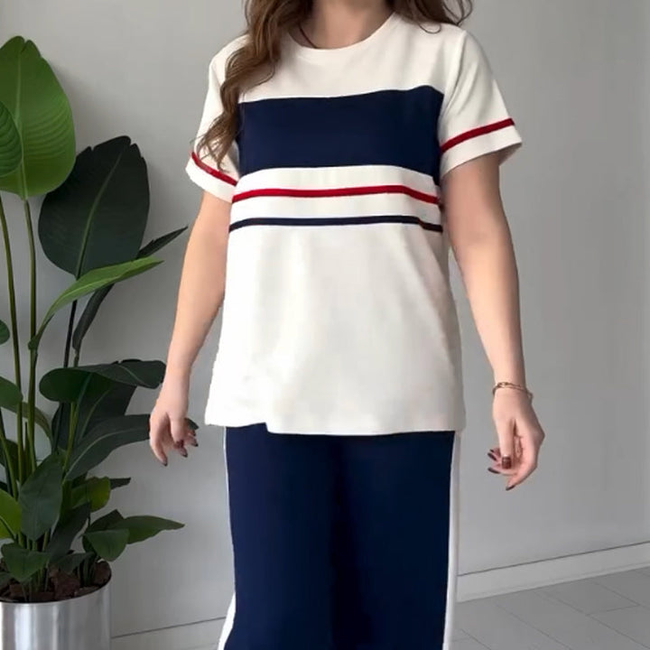 Bryaska – Zestaw Casualowy Składający Się z T-shirtu I Spodni