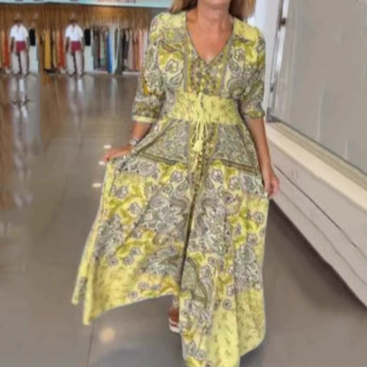 Aliye – Elegancka Sukienka z Kwiatowym Wzorem i Sznurkiem w Pasie