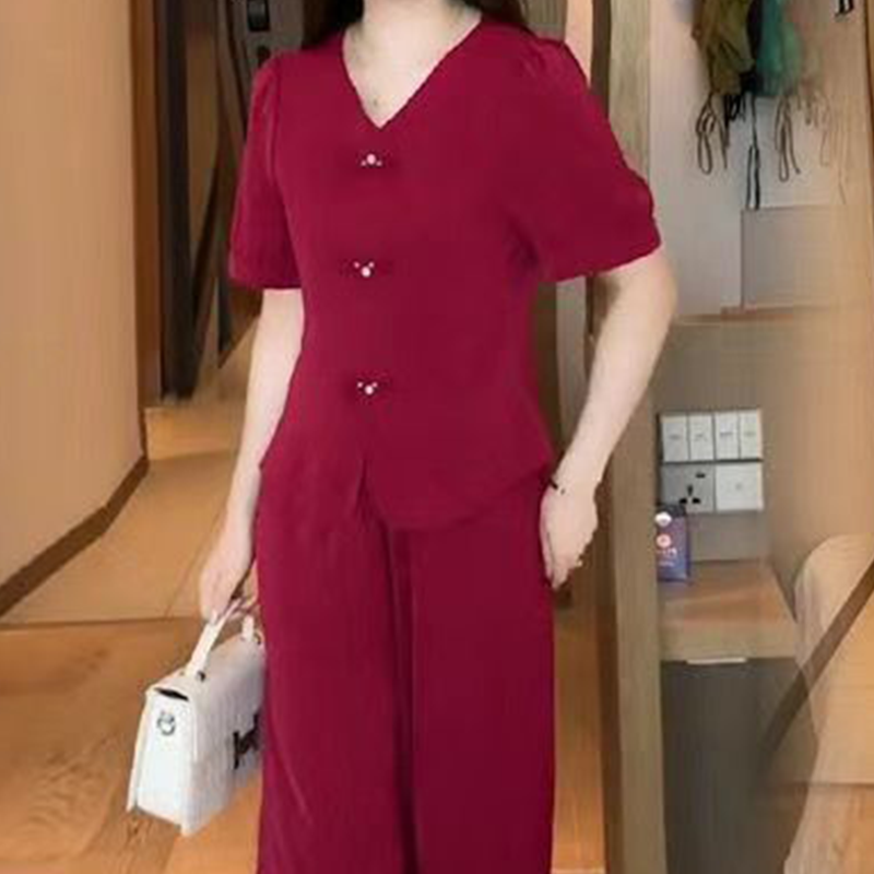 Eseniya - Elegancki Dwuczęściowy Zestaw Z Krótkim Rękawem